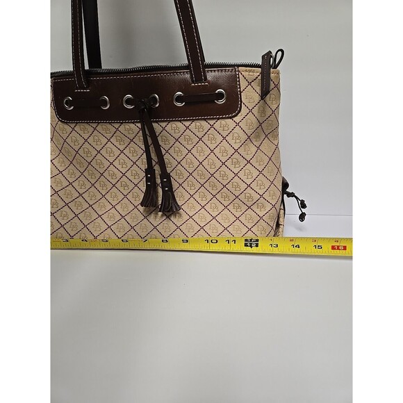 Dooney & Bourke Vintage Tassel Tote Purse Shoulder Bag Canvas Signature Logo 30 - Picture 10 of 15